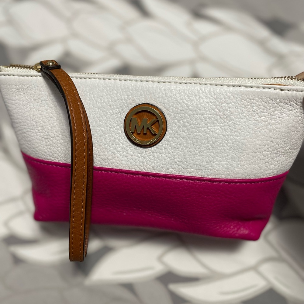 Michael Kors Soft Leather Wristlet